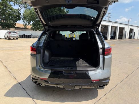 Used 2023 Chevrolet Blazer RS w/ Driver Confidence II Package FWD image 33