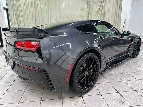 Used 2017 Chevrolet Corvette Grand Sport w/ Z07 Performance Package RWD image 5