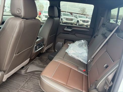 New 2026 GMC Sierra 2500 Denali w/ Denali Reserve Package image 11