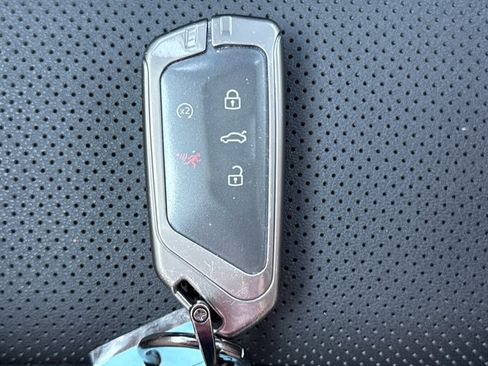 Used 2024 Volkswagen Atlas SE w/ Black Wheel Package AWD/4WD image 28