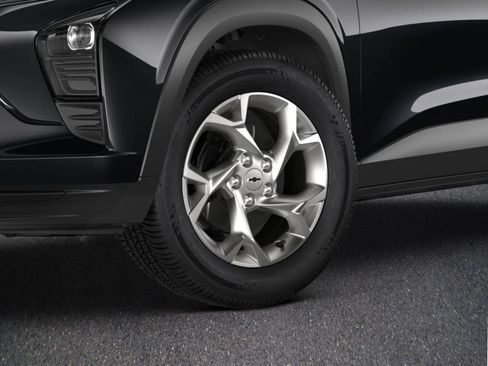 New 2026 Chevrolet Trax LS image 4