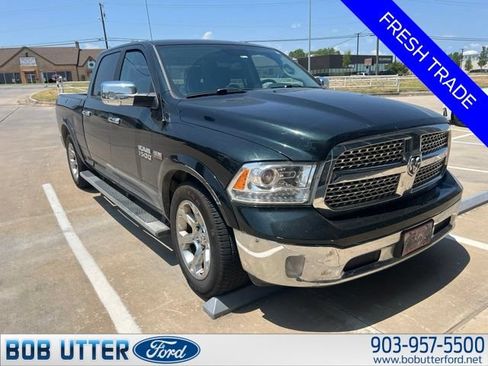 Used 2017 RAM 1500 Laramie AWD/4WD image 2