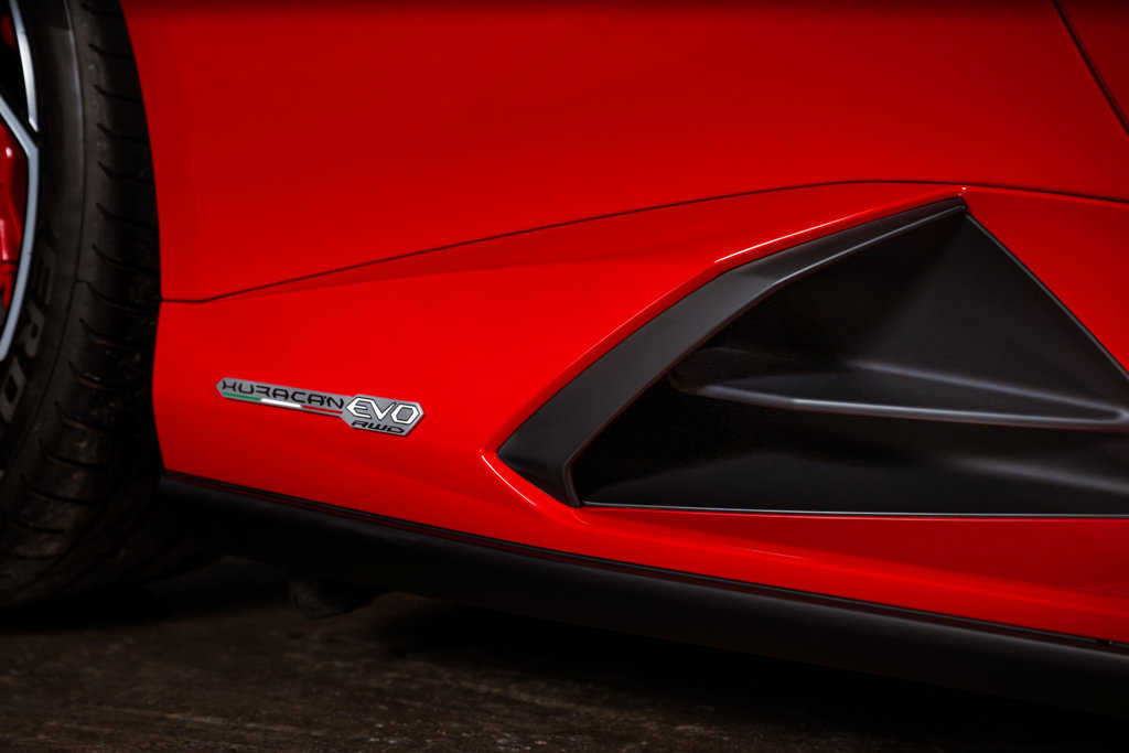 Used 2021 Lamborghini Huracan EVO RWD image 50