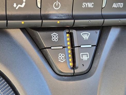 Used 2022 Chevrolet Blazer LT w/ Redline Edition FWD image 28