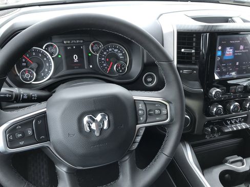 New 2026 RAM 1500 4x4 Crew Cab image 23