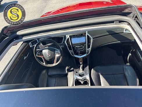 Used 2015 Cadillac SRX Luxury image 23