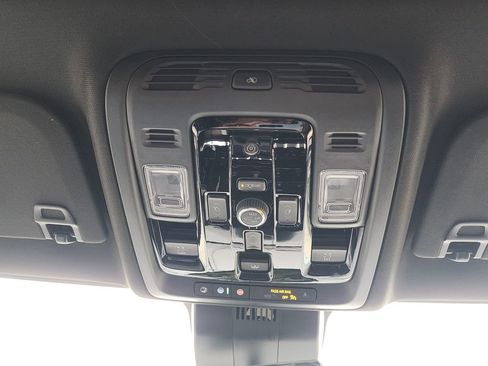 New 2026 GMC Yukon Denali w/ Denali Reserve Package AWD/4WD image 44