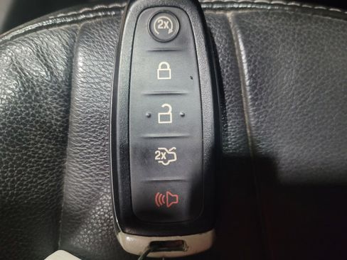 Used 2014 Ford Focus Titanium image 32