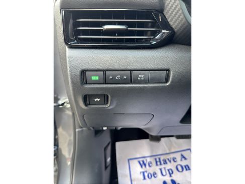 Used 2025 Nissan Sentra SV FWD image 27