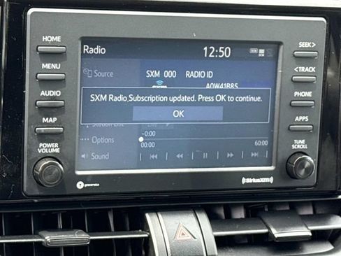 Used 2021 Toyota RAV4 XLE AWD/4WD image 16