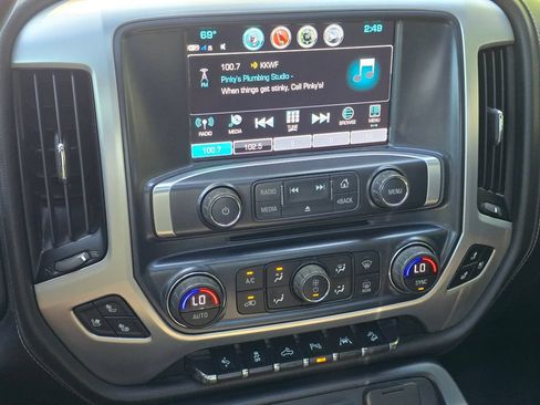 Used 2018 GMC Sierra 1500 SLT AWD/4WD image 37