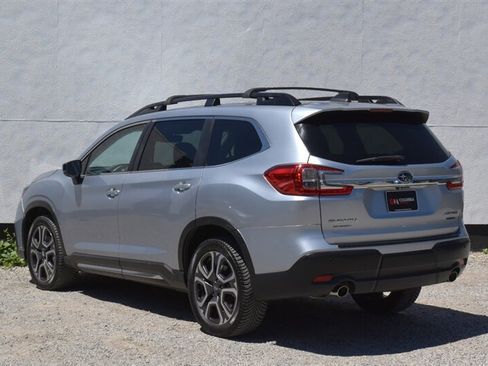 Used 2024 Subaru Ascent Limited AWD/4WD image 2