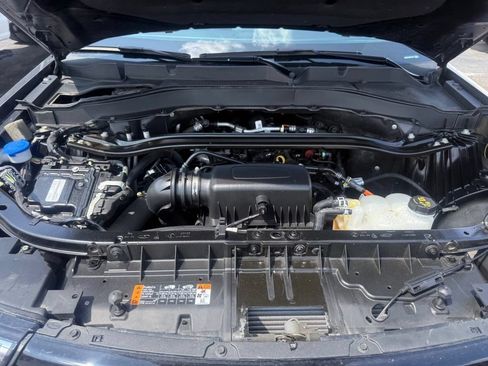Used 2023 Ford Explorer ST-Line AWD/4WD image 71