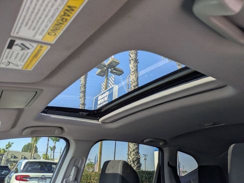 Used 2021 Honda CR-V EX image 6