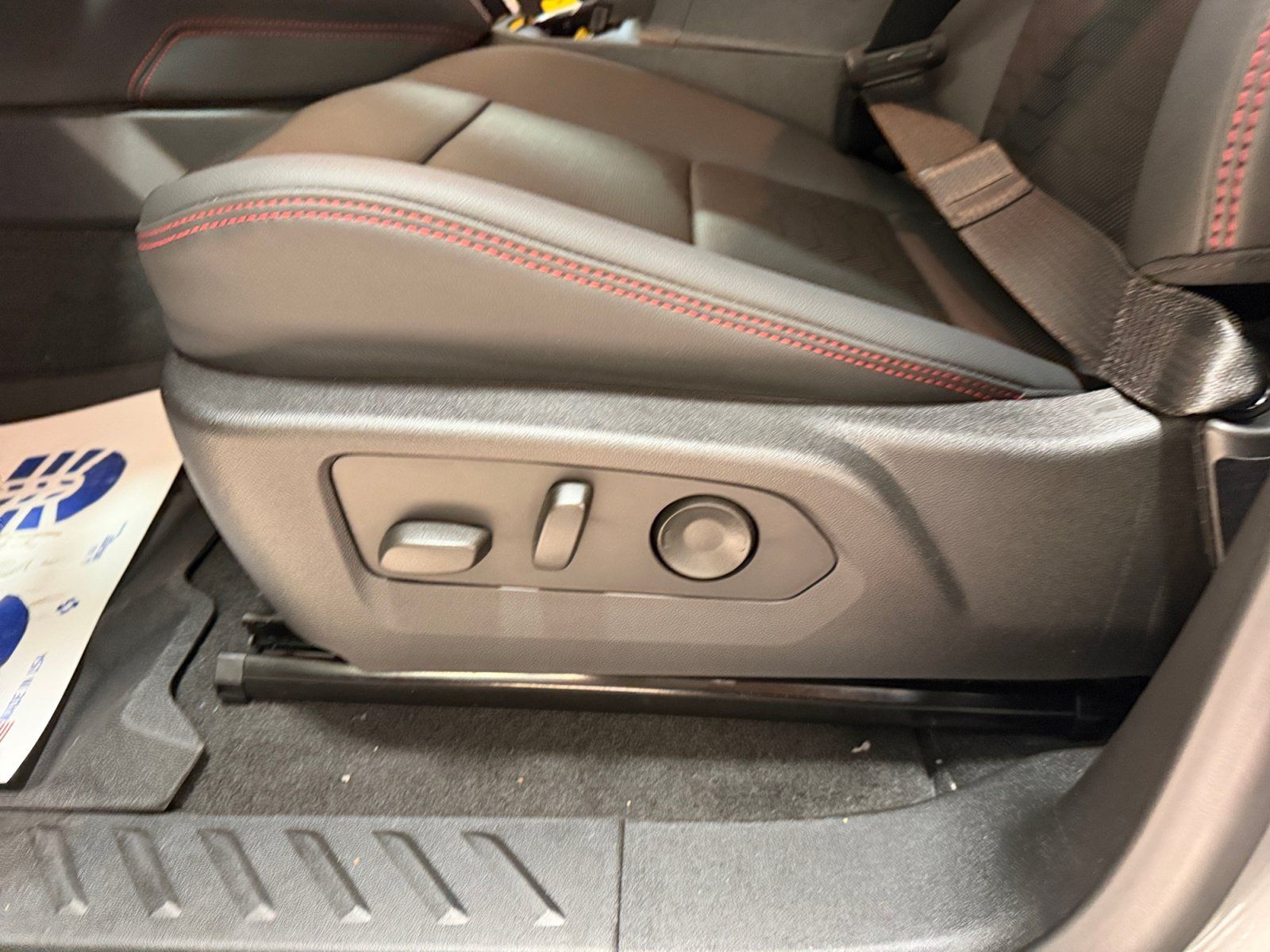 New 2026 Chevrolet Colorado Z71 w/ Technology Package AWD/4WD image 14