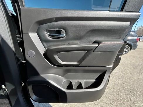 Used 2021 Nissan Titan PRO-4X w/ Pro-4x Convenience Package image 49