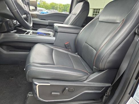 Used 2024 Ford F250 Lariat w/ Lariat Ultimate Package AWD/4WD image 24