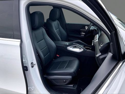 Used 2022 Mercedes-Benz GLS 450 4MATIC image 7