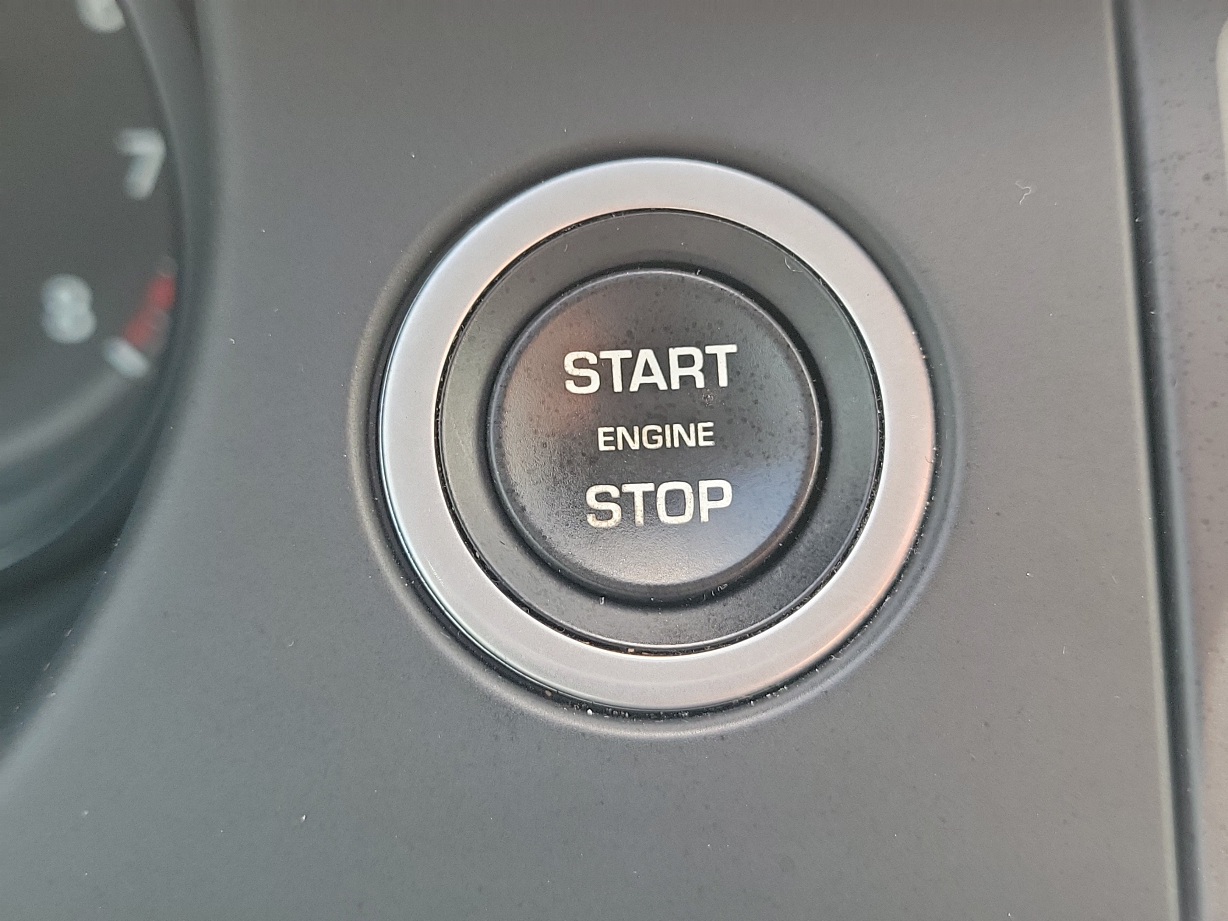 Used 2019 Land Rover Discovery Sport SE AWD/4WD image 24