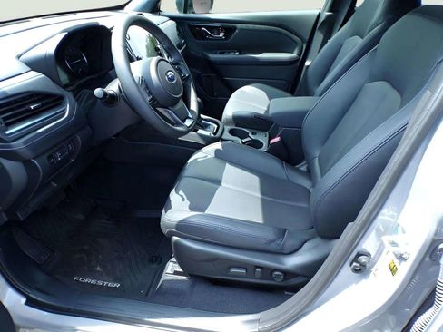 Certified 2025 Subaru Forester Limited image 9