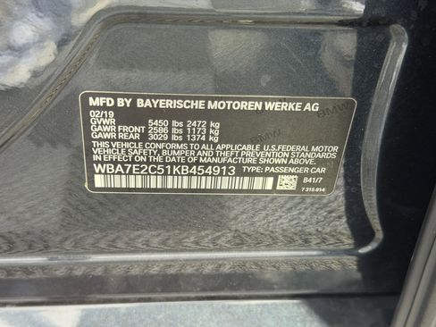 Used 2019 BMW 740i w/ Executive Package RWD image 21