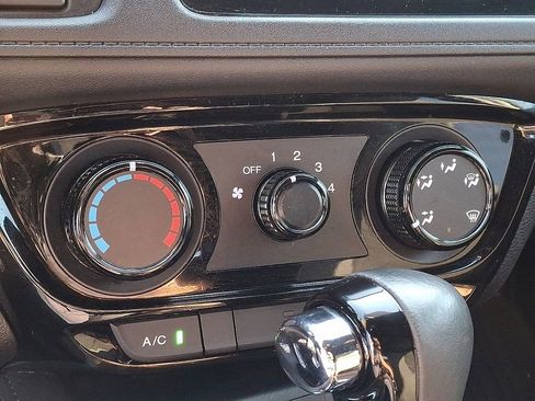 Used 2022 Honda HR-V Sport image 15