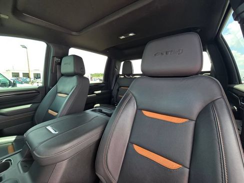 Used 2024 GMC Sierra 2500 AT4 w/ AT4 Premium Plus Package AWD/4WD image 24