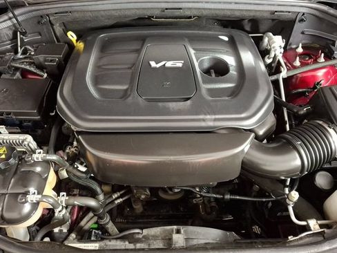 Used 2018 Jeep Grand Cherokee Altitude AWD/4WD image 29