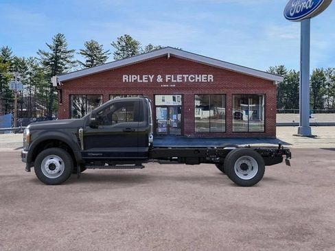 New 2026 Ford F550 4x4 Regular Cab Super Duty w/ XLT Value Package image 3