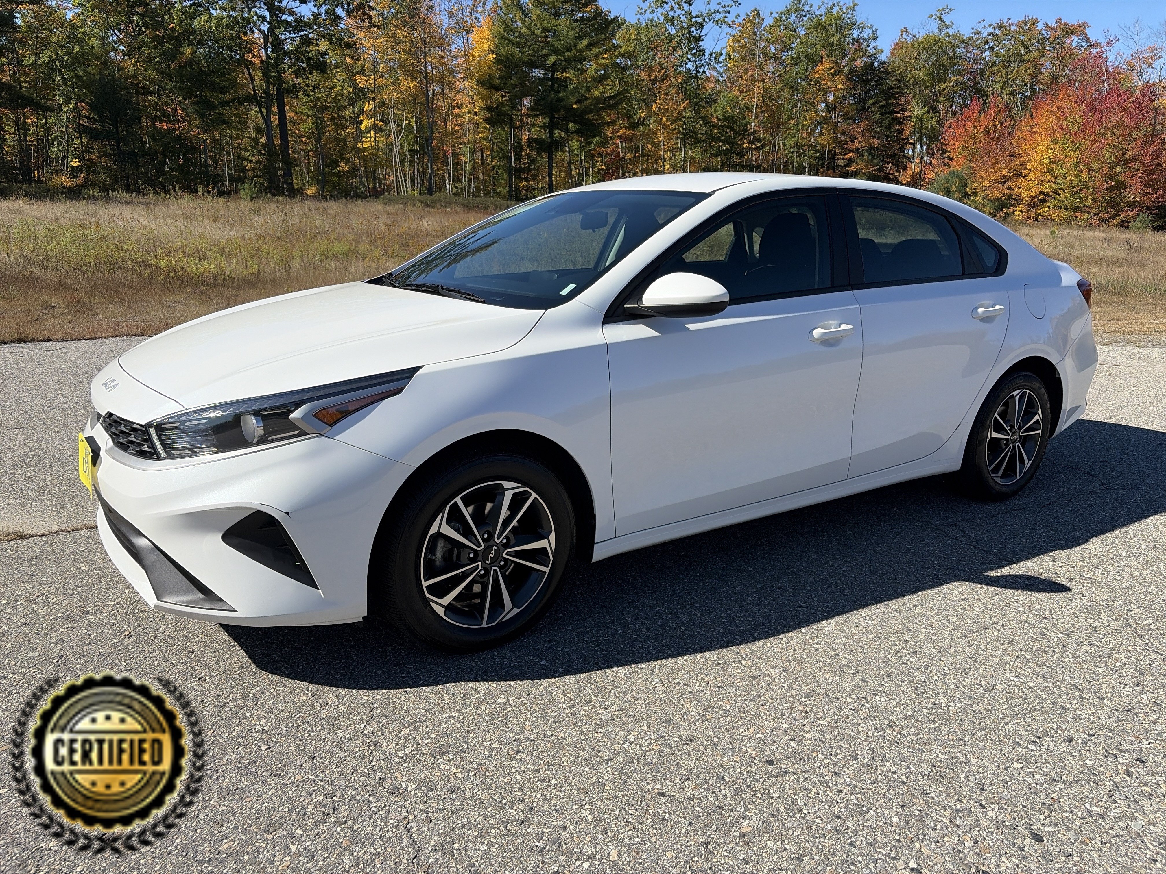 Certified 2024 Kia Forte LXS FWD image 1