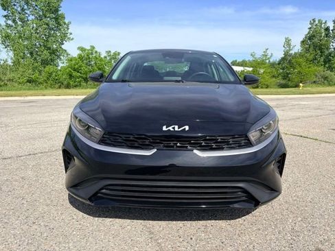 Used 2024 Kia Forte LX FWD image 8