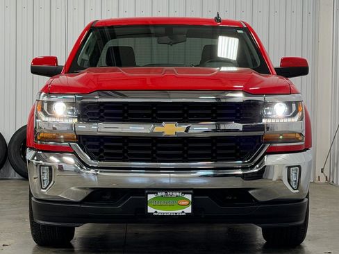Used 2017 Chevrolet Silverado 1500 LT w/ All Star Edition image 39