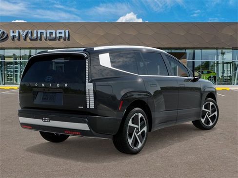 New 2026 Hyundai Ioniq 9 Calligraphy image 4