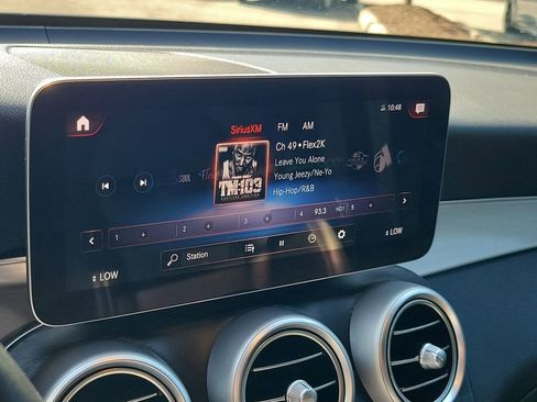 Used 2022 Mercedes-Benz GLC 300 GLC 300 image 33