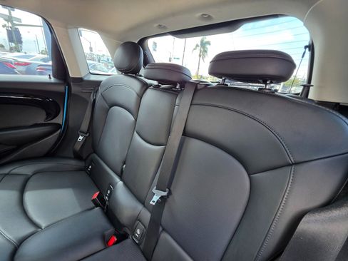 Used 2019 MINI Cooper S image 26