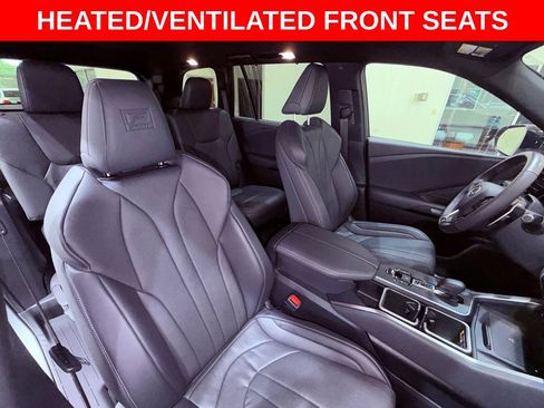 Certified 2026 Lexus TX 500h AWD w/ Technology Package image 14
