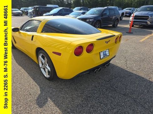 Used 2011 Chevrolet Corvette Coupe w/ Preferred Equipment Group RWD image 9
