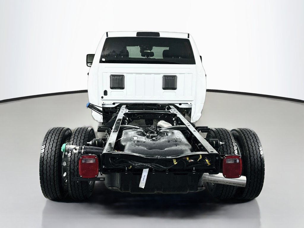 New 2027 RAM 4500 Tradesman w/ Chrome Appearance Group AWD/4WD image 6