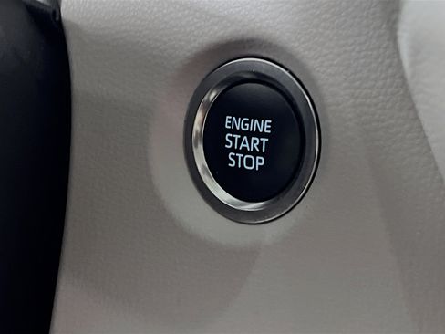 Used 2025 Toyota Corolla LE w/ LE Premium Package FWD image 23