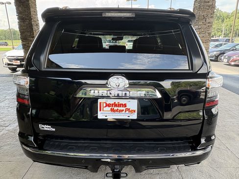Used 2023 Toyota 4Runner Limited AWD/4WD image 7