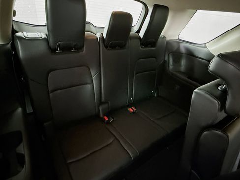 Used 2024 Nissan Pathfinder Platinum w/ Cargo Package image 36