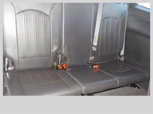 Used 2016 GMC Acadia Denali image 39