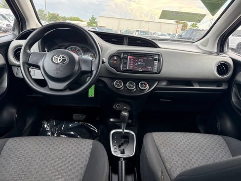 Used 2016 Toyota Yaris L FWD image 6