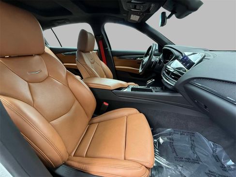 Certified 2024 Cadillac CT5 V w/ Platinum Package image 11