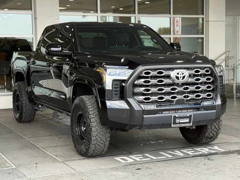 Used 2024 Toyota Tundra Platinum image 6