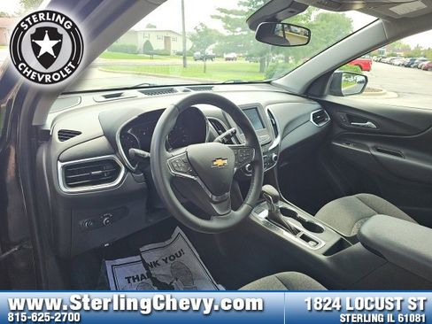 Used 2023 Chevrolet Equinox LT w/ Driver Convenience Package image 11