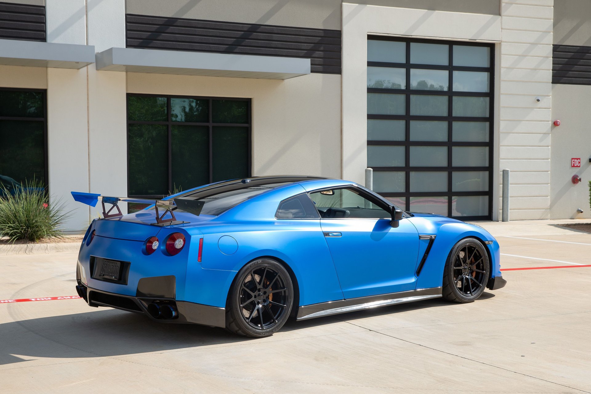 Used 2009 Nissan GT-R Premium AWD/4WD image 10