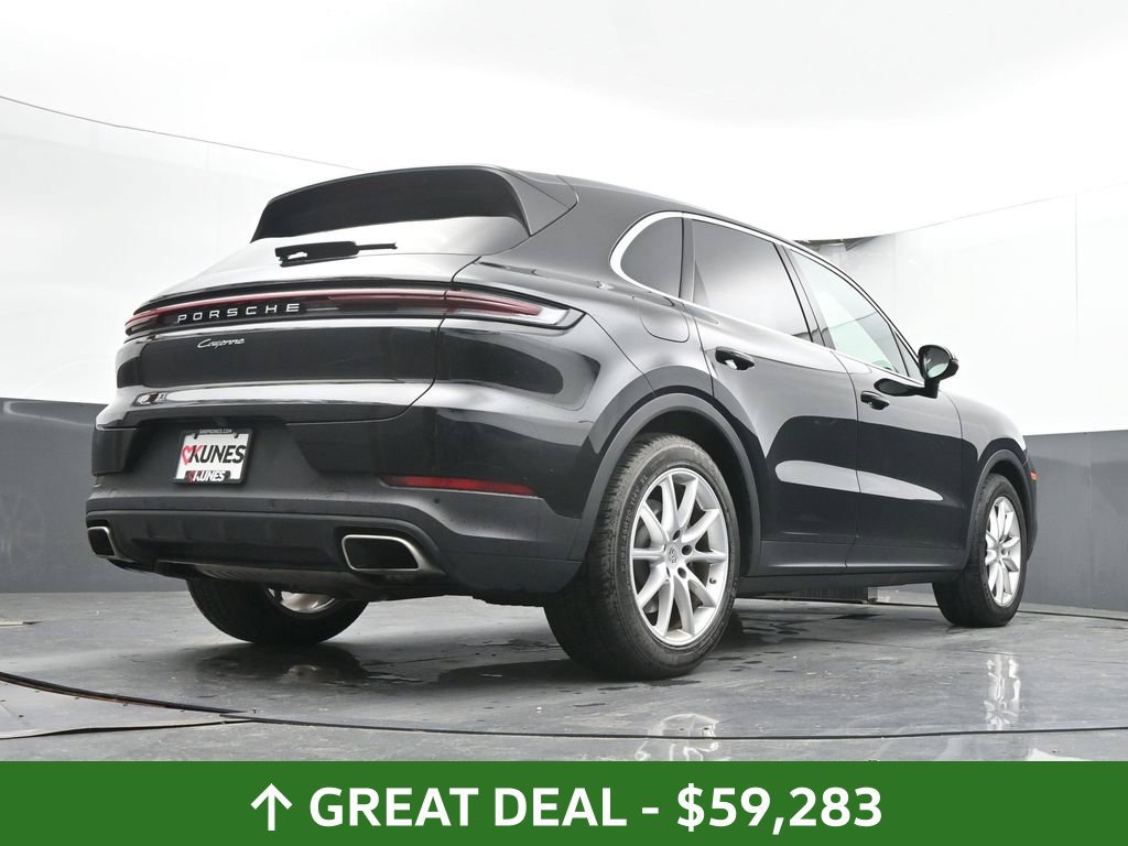 Used 2024 Porsche Cayenne AWD/4WD image 35