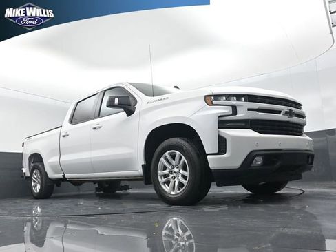 Used 2019 Chevrolet Silverado 1500 RST w/ All-Star Edition image 17