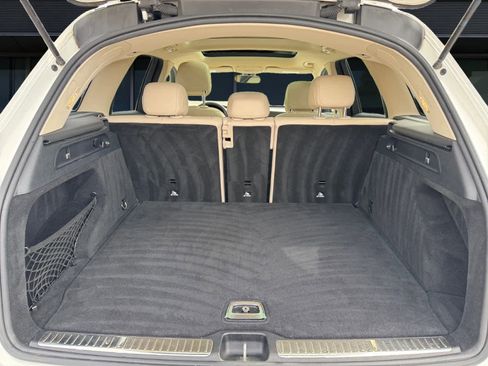 Used 2021 Mercedes-Benz GLC 300 4MATIC image 12